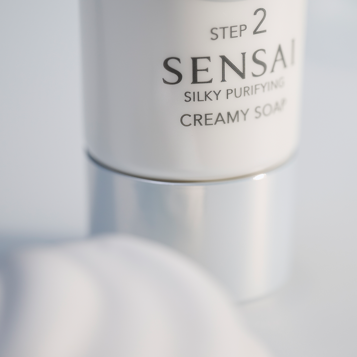 Creamy Soap | Cleanser | Skincare | SENSAI Italy