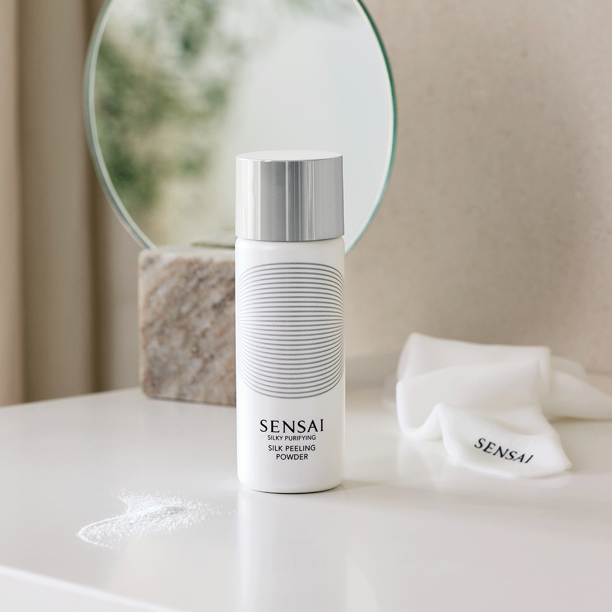Sponge Chief | Cleansers | Skincare | SENSAI Switzerland