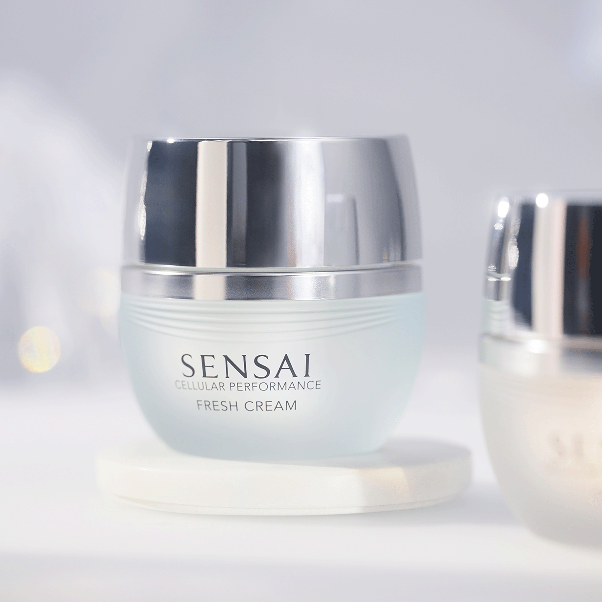 フェイスクリーム SENSAI CELLULAR PERFORMANCE Sensai Cellular Performance Cream Foundation | Harrods UK