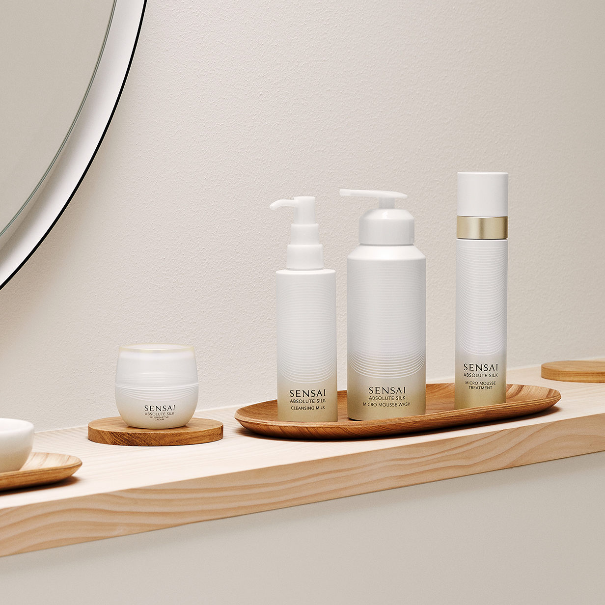 Absolute Silk Cleansing Milk | Cleanser | Skincare | SENSAI Germany